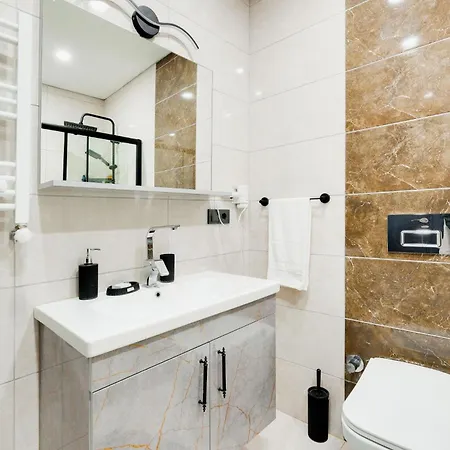 Studio W Bosphorus View Terrace Close To Coast *
